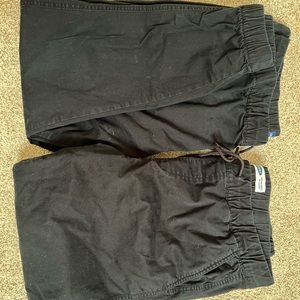 Old Navy Black joggers
Size Large
No rips or tears
Like new